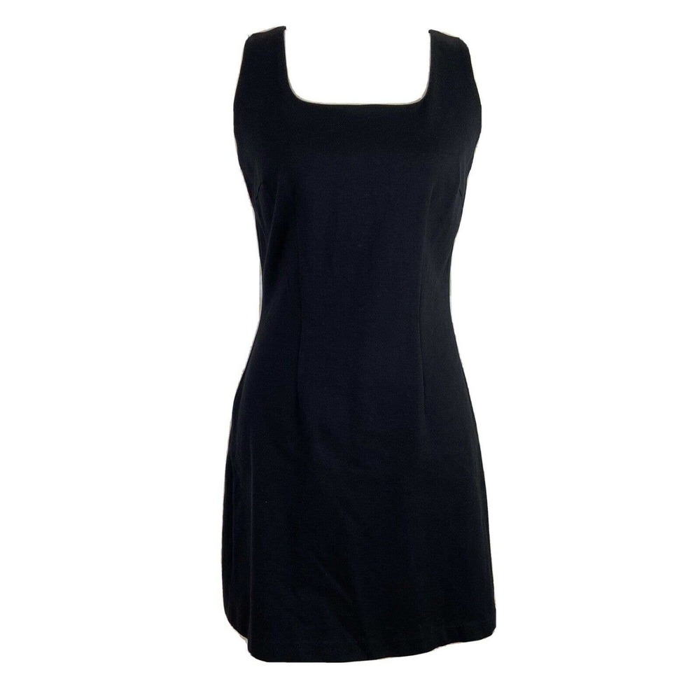 Isabella Bird Sleeveless Little Black Dress SP